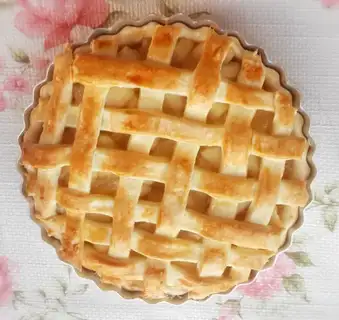 Six-inch apple pie