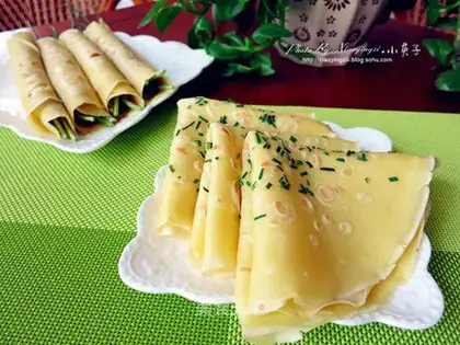Onion egg pancakes