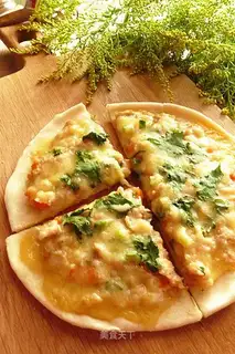 Scrumptious bottom pizza