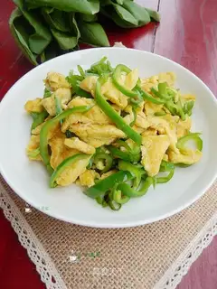 Hot pepper fried eggs