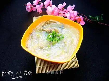 Fishhead fan soup