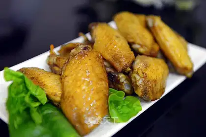Delicious chicken wings