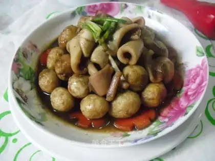 Squid roasted quail eggs