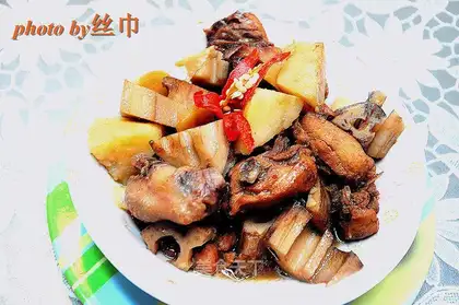 Lian's potato-cooked chicken