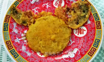 Frozen potato cakes
