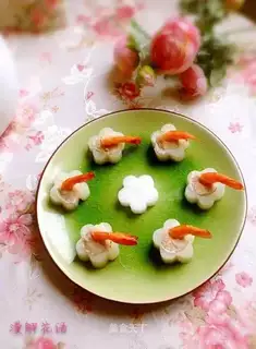 The flower radish shrimp ball