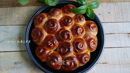 raisin rolls