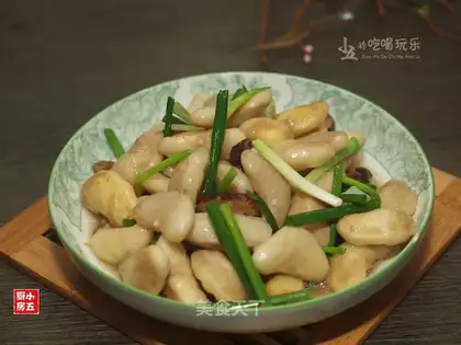 The horn of mushrooms