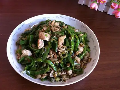 Shrimp sauce and lentils