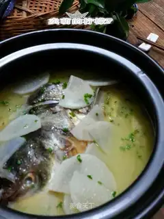 Fish radish soup