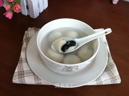 Black sesame soup