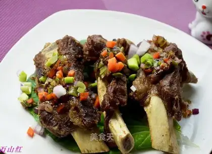 Black pepper sauce steaks