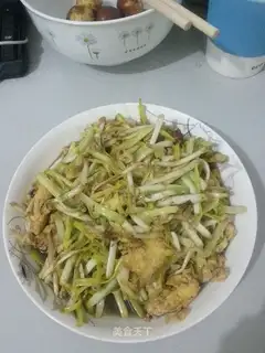 Garlic fried eggs