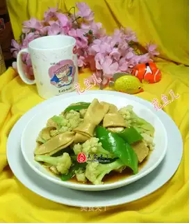Pyramids and broccoli