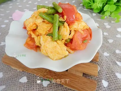 Fancy tomato fried eggs