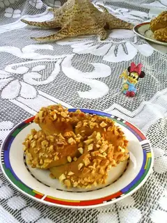 Five-ring black honey bread
