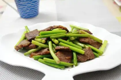 Garlic beef