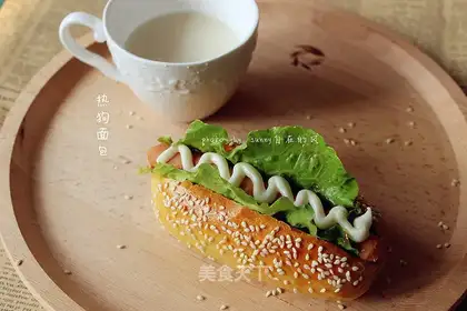 Hot dog bread