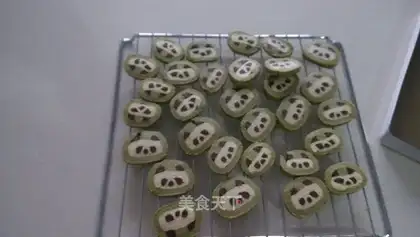 Bear crackers