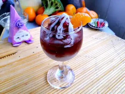 Blueberry taco-head