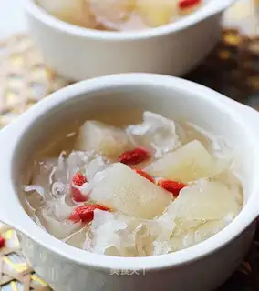Pear soup