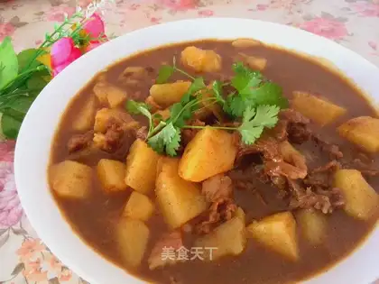 Curry potatoes for beef