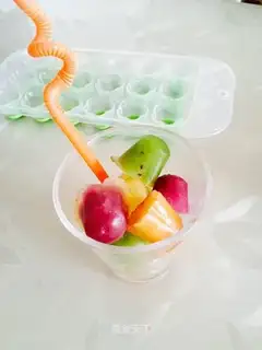 Five-colour fruit ice