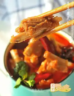 Wine and spicy red lamb chops