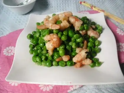Shrimp and sweet peas