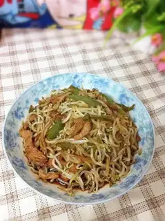 Green bean sprouts