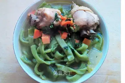 Pineapple chicken noodles