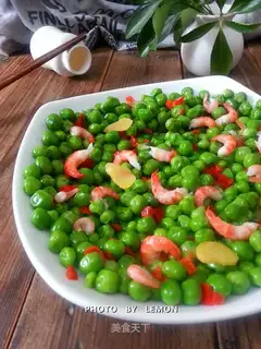 Peas and shrimp