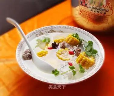 Corn melon steak soup