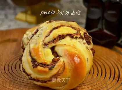 The red-tree bread