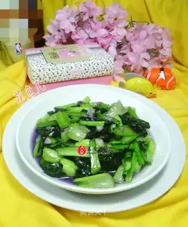 Garlic pickles