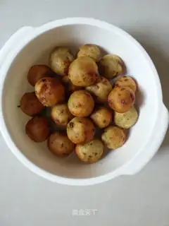 Gold onion shrimp rice potato balls