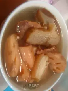 Stewed bacon with lotus root