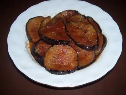 Grilled eggplant in soy sauce