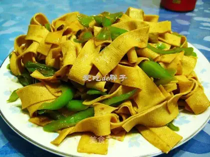 stir-fried bean skin with green pepper