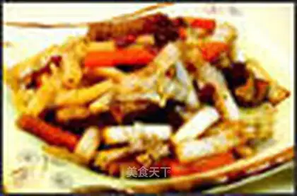 stir-fried dried cabbage with Sichuan spicy food