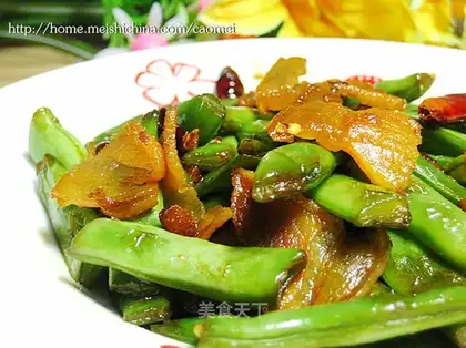 stir-fried green beans with bacon