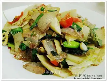 Pork and winter bamboo shoots