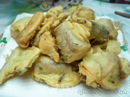 Crispy fried Jiutu fish