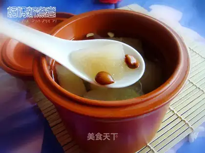 Stewed pear with north and south apricots
