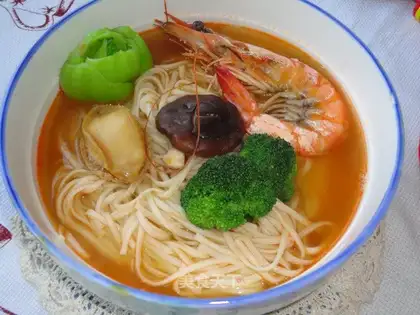 Abalone and shrimp noodles