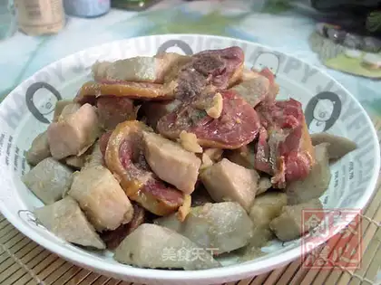 Braised duck with taro