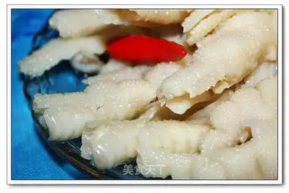 pickled chicken feet
