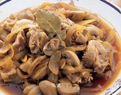 Stewed mutton with mushroom
