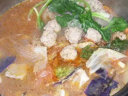 Spicy meatball soup
