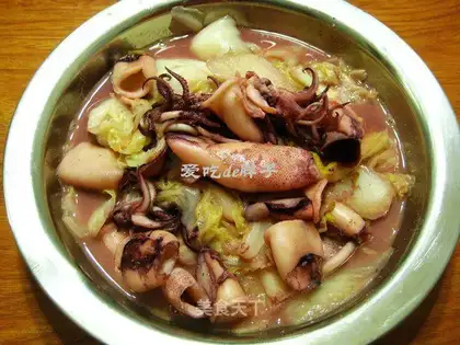 Stewed cabbage with pen tube